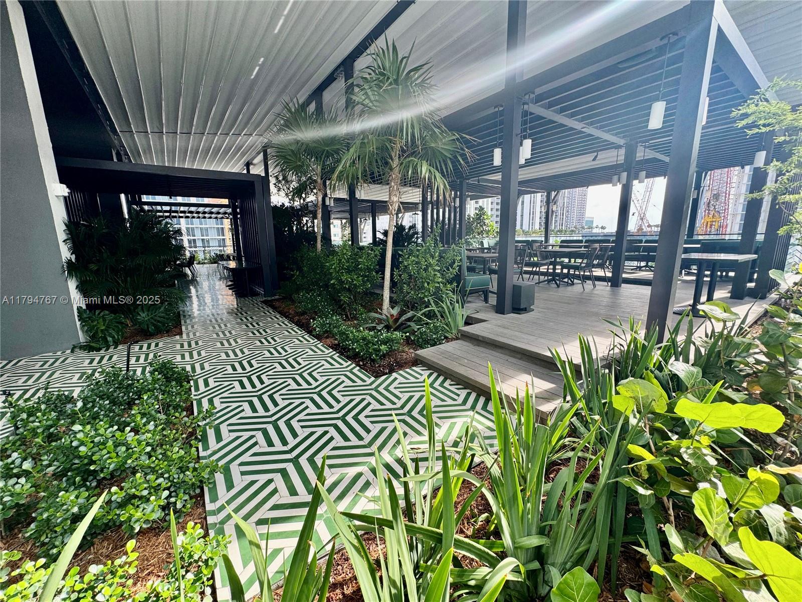 NATIIVO MIAMI CONDO - Residential