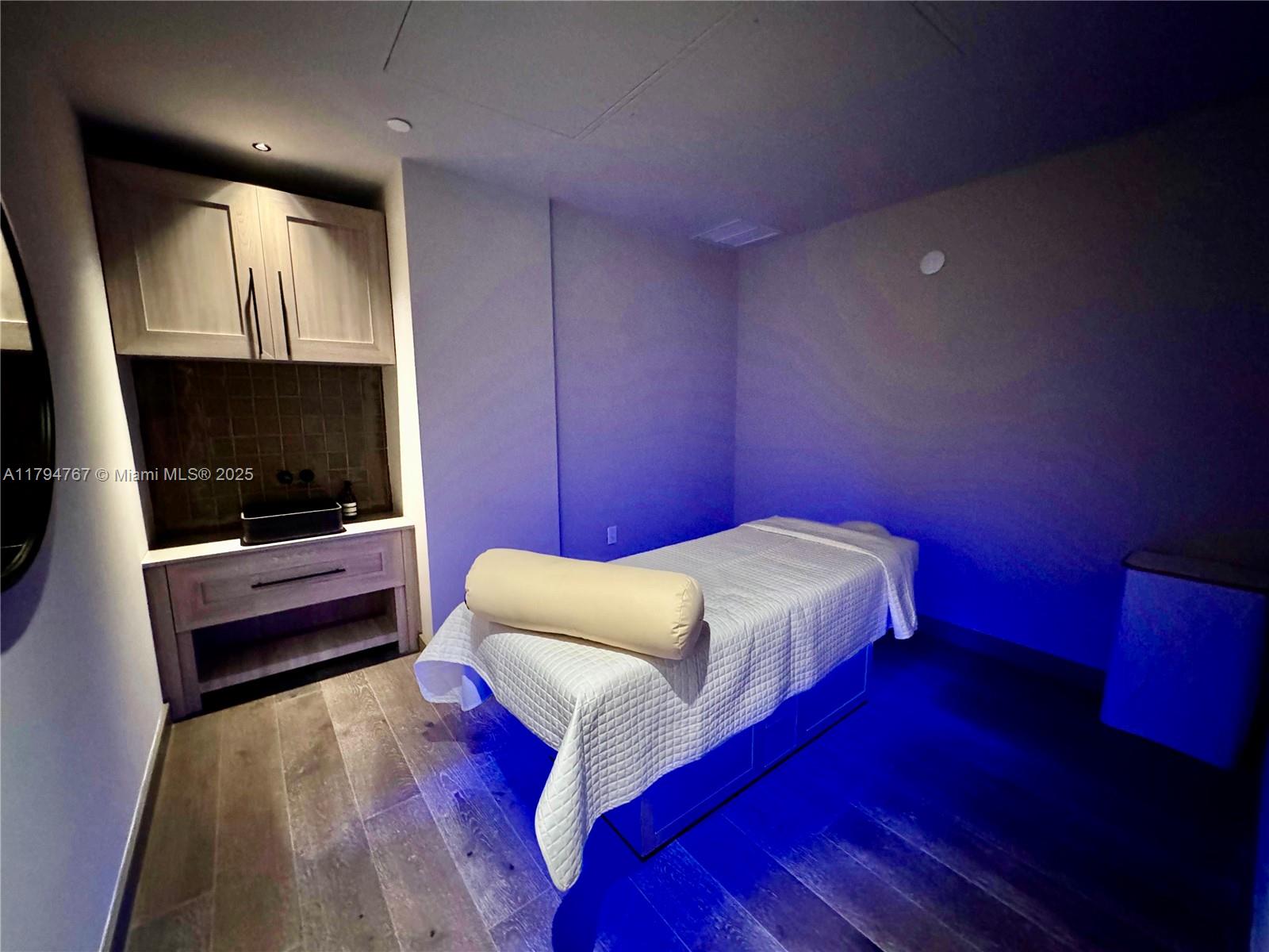 NATIIVO MIAMI CONDO - Residential