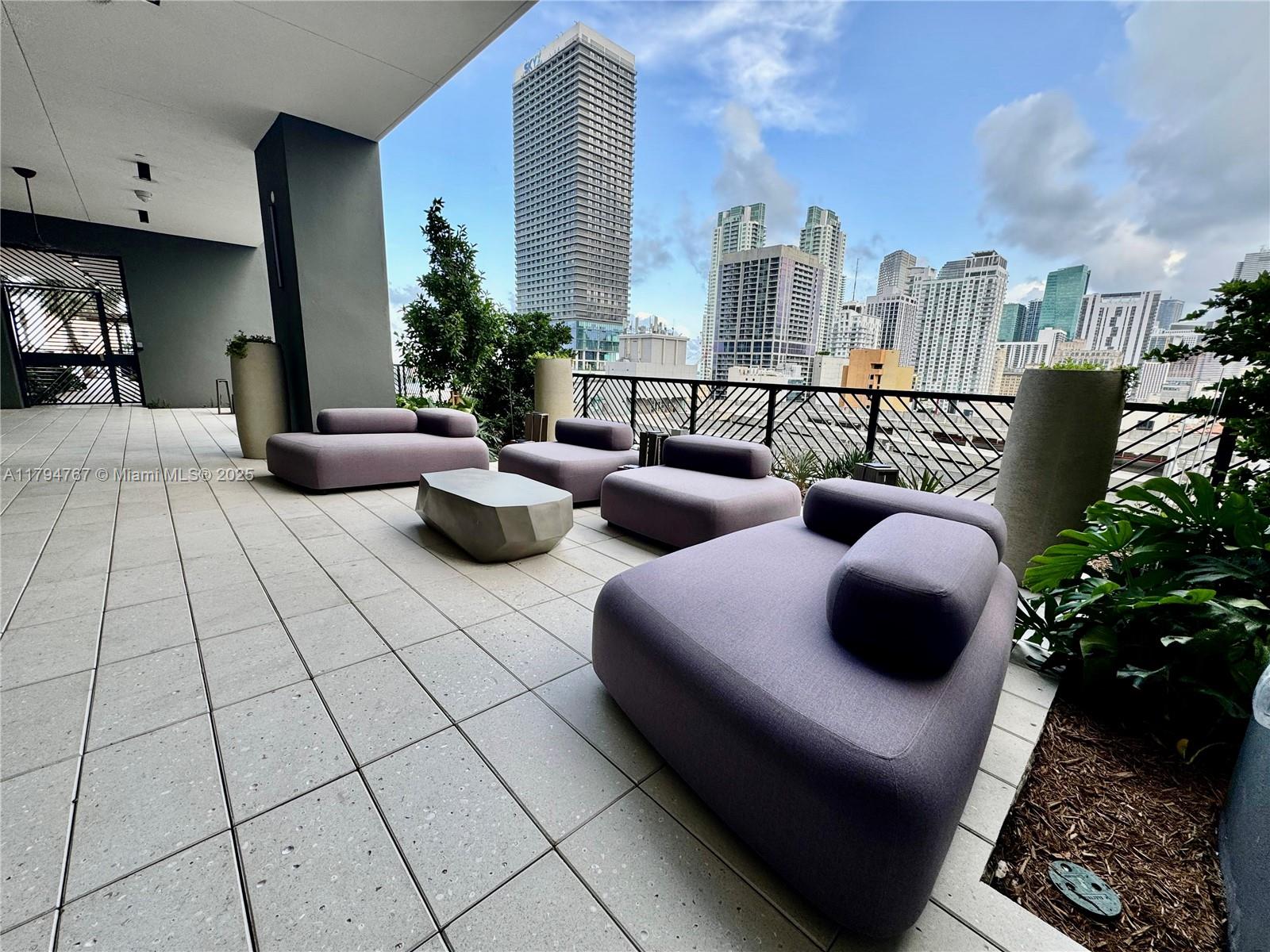 NATIIVO MIAMI CONDO - Residential