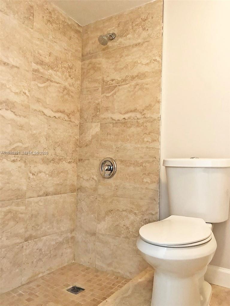 LAUDERDALE NORTH PARK SEC - Residential Lease