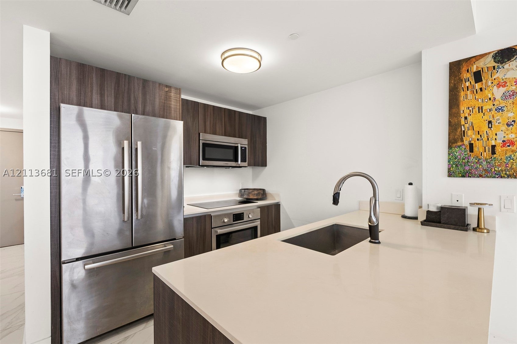 488 NE 18th St 2205