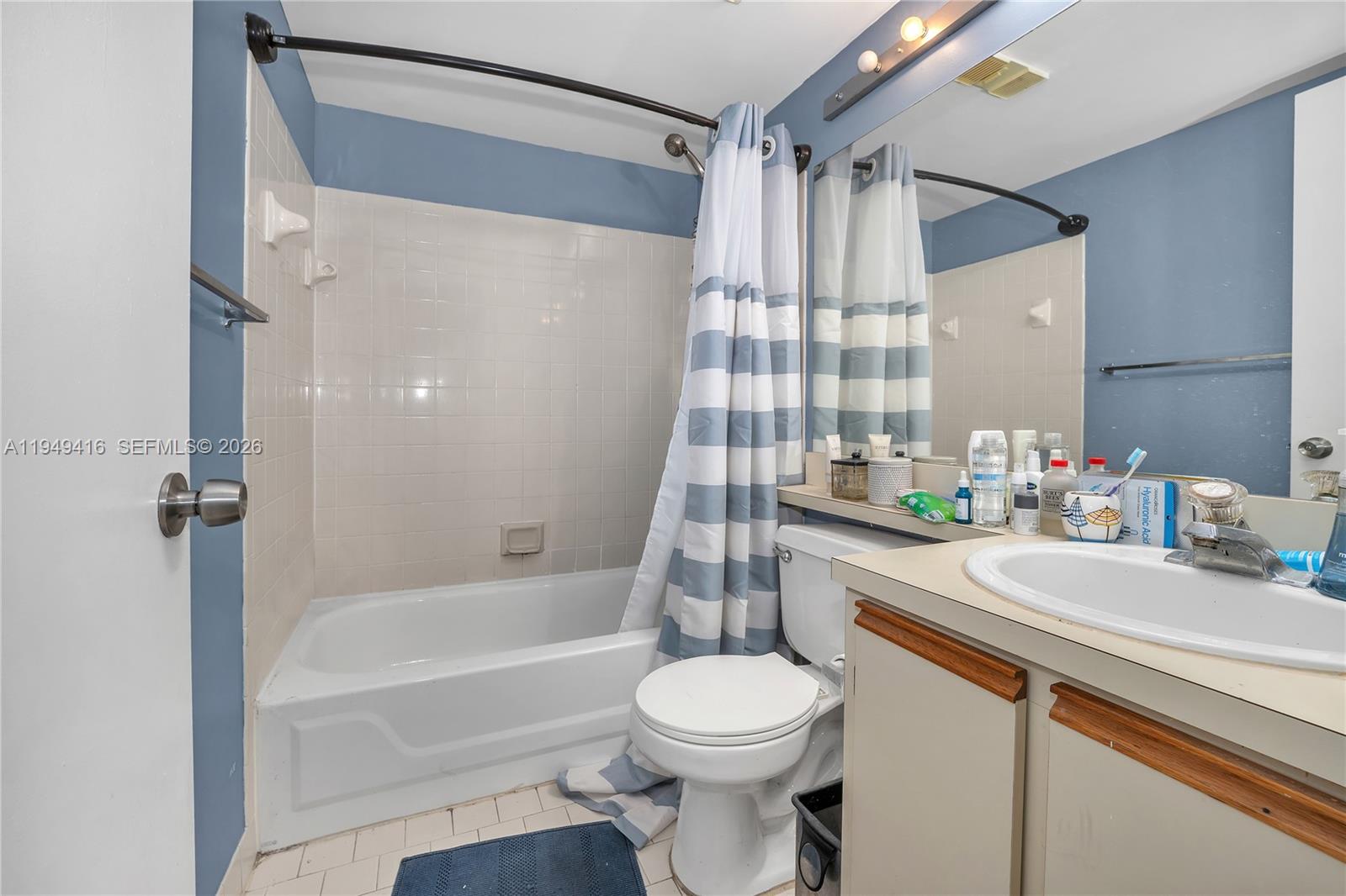 VISCONTI CONDO - Residential