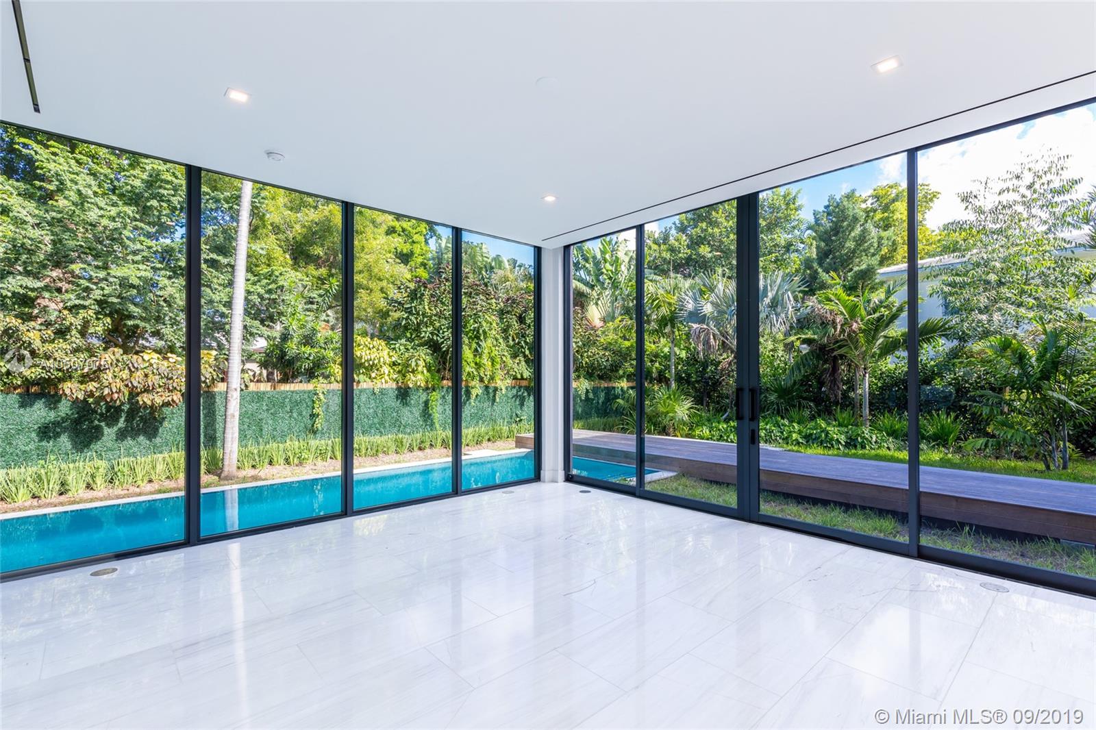 NAUTILUS EXTENSION 3RD - Residential