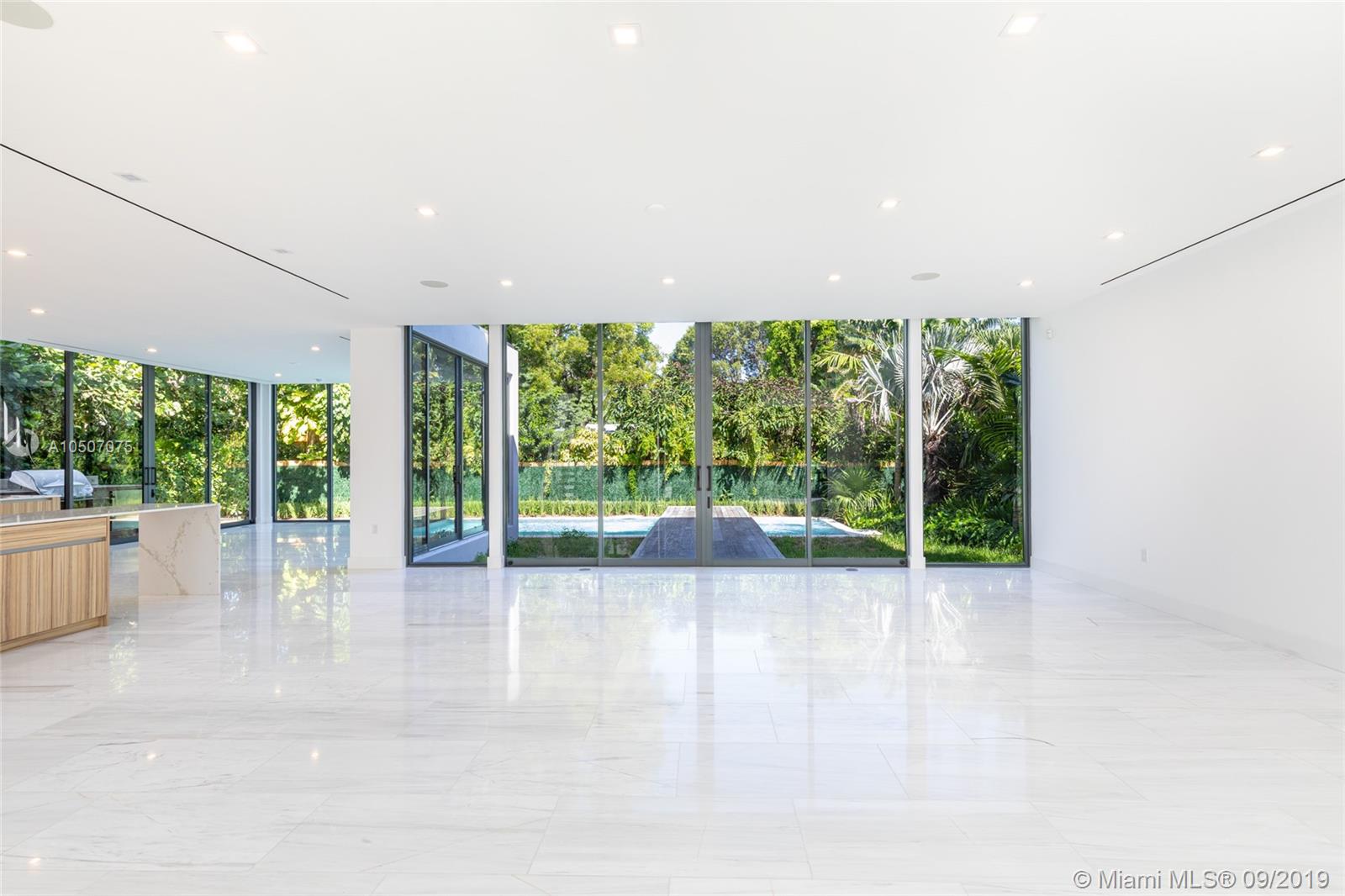 NAUTILUS EXTENSION 3RD - Residential