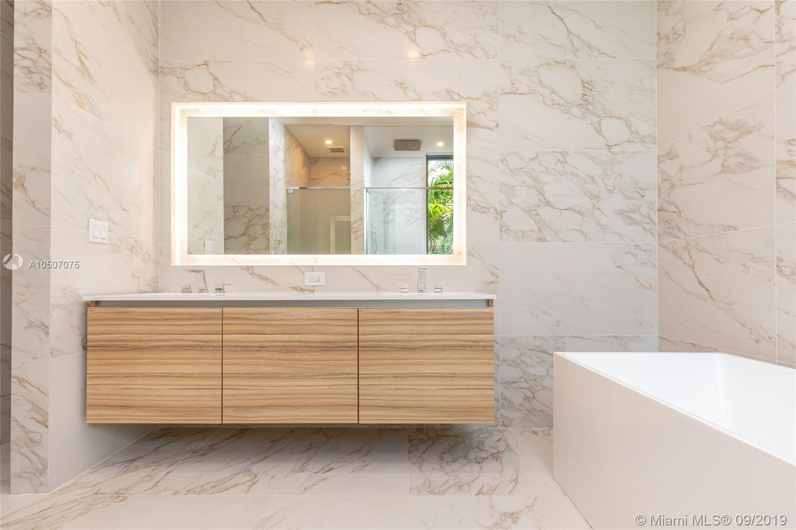 NAUTILUS EXTENSION 3RD - Residential
