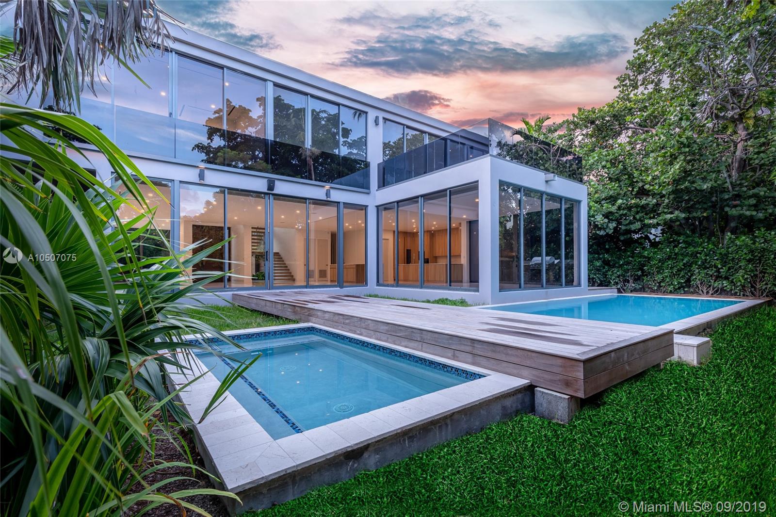 NAUTILUS EXTENSION 3RD - Residential