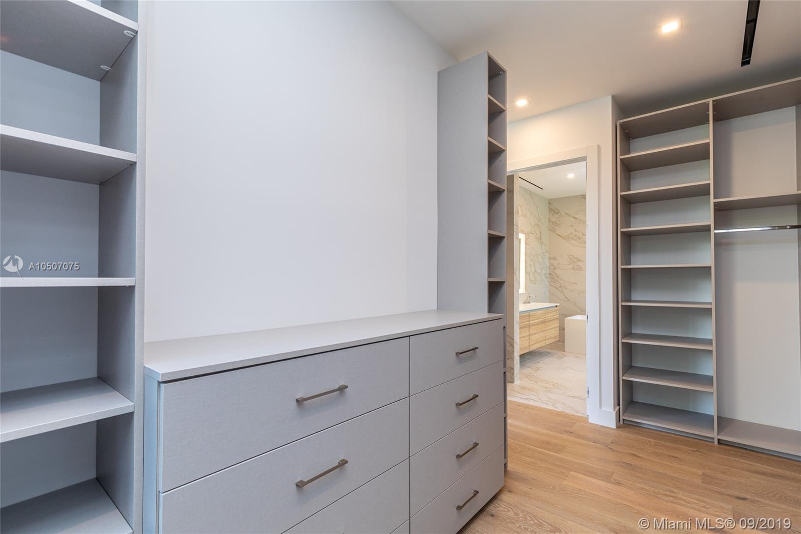 NAUTILUS EXTENSION 3RD - Residential
