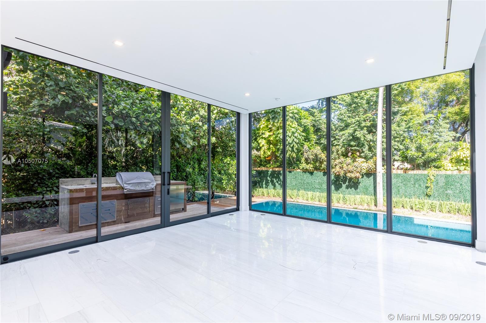 NAUTILUS EXTENSION 3RD - Residential