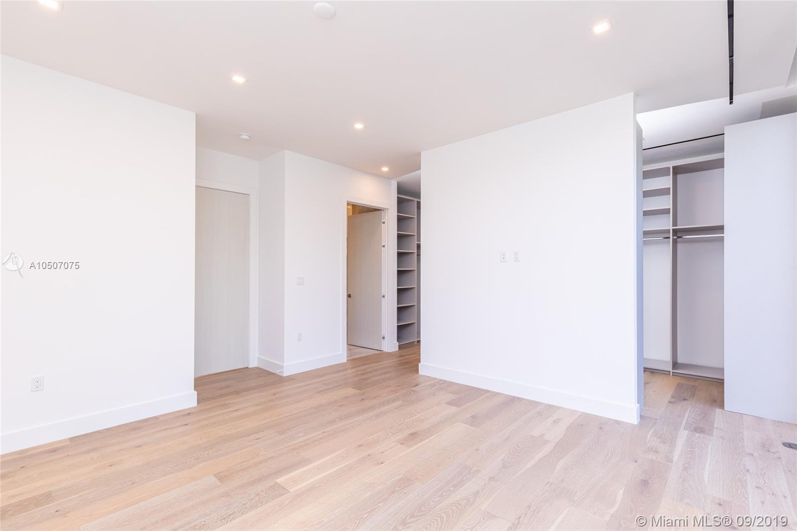 NAUTILUS EXTENSION 3RD - Residential