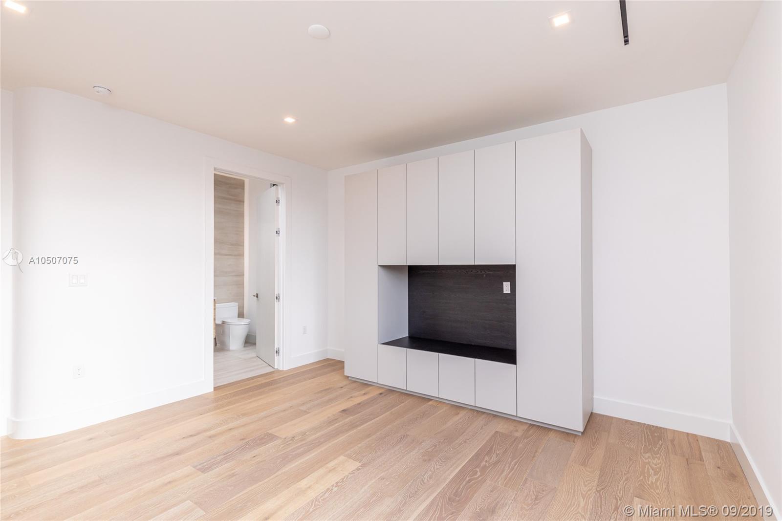 NAUTILUS EXTENSION 3RD - Residential
