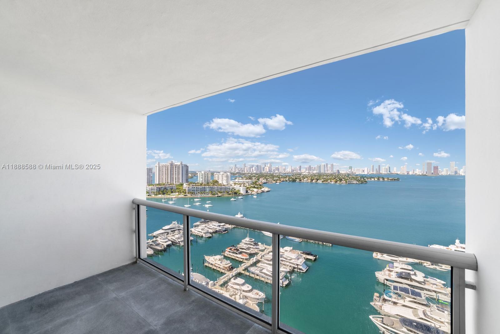SUNSET HARBOUR NORTH COND - Residential Lease