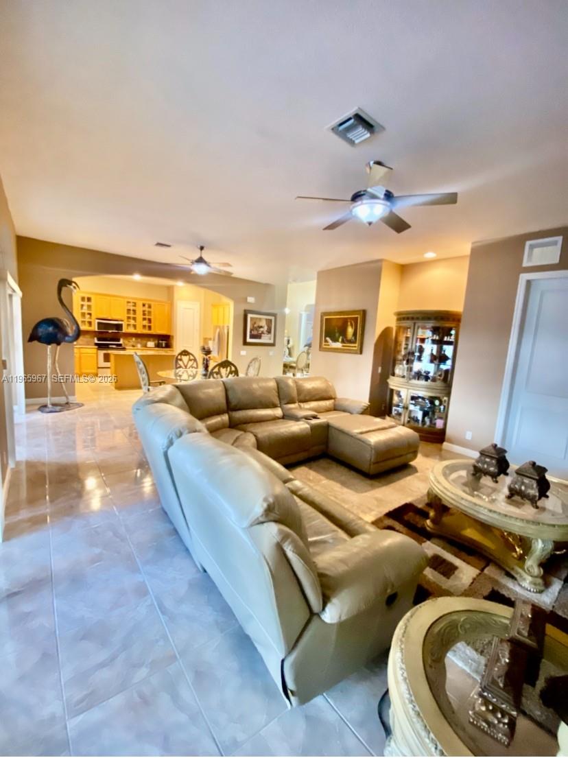 POD 7 AT MONARCH LAKES - Residential