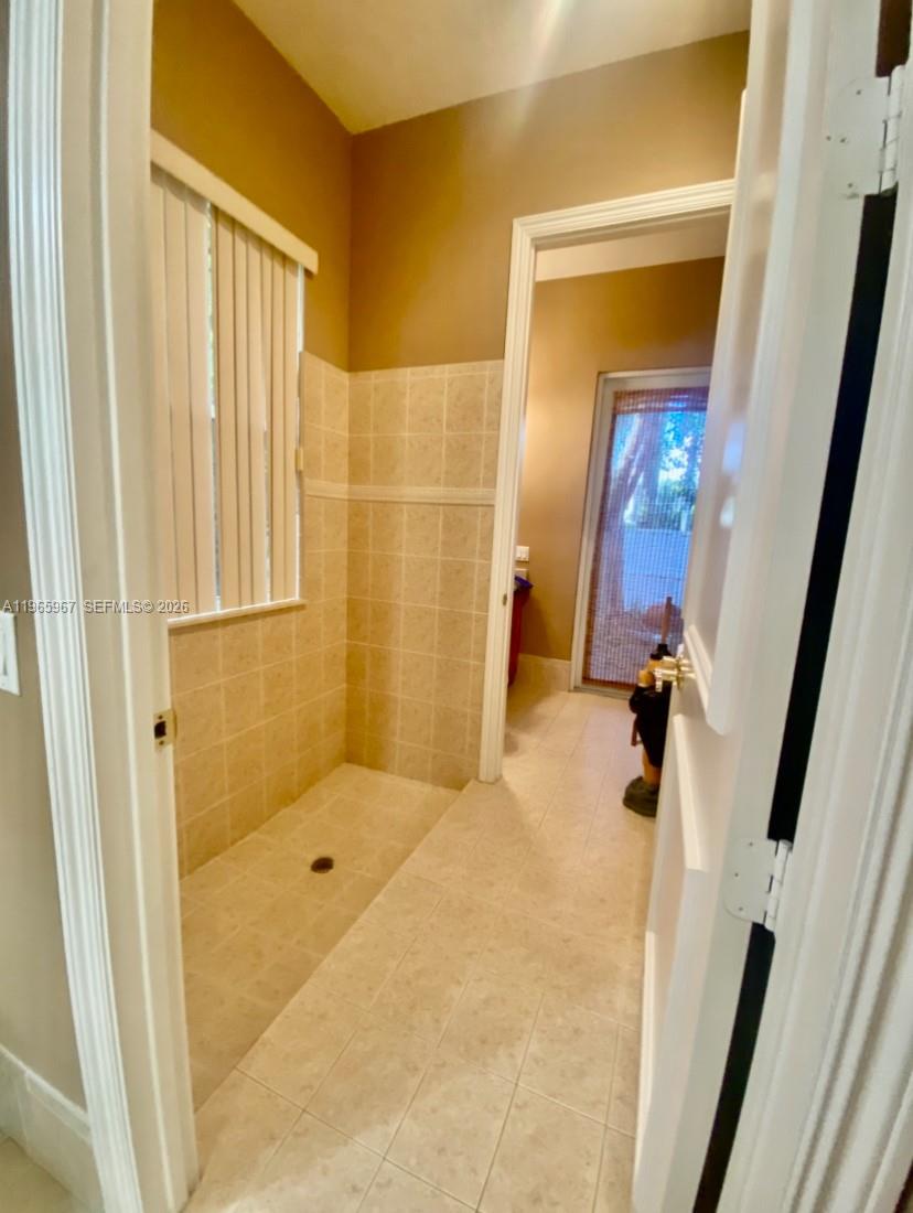 POD 7 AT MONARCH LAKES - Residential