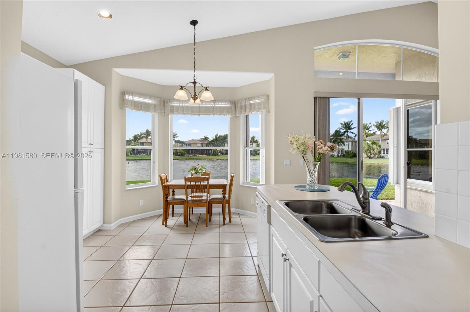 JOURNEYS END 2 - Residential