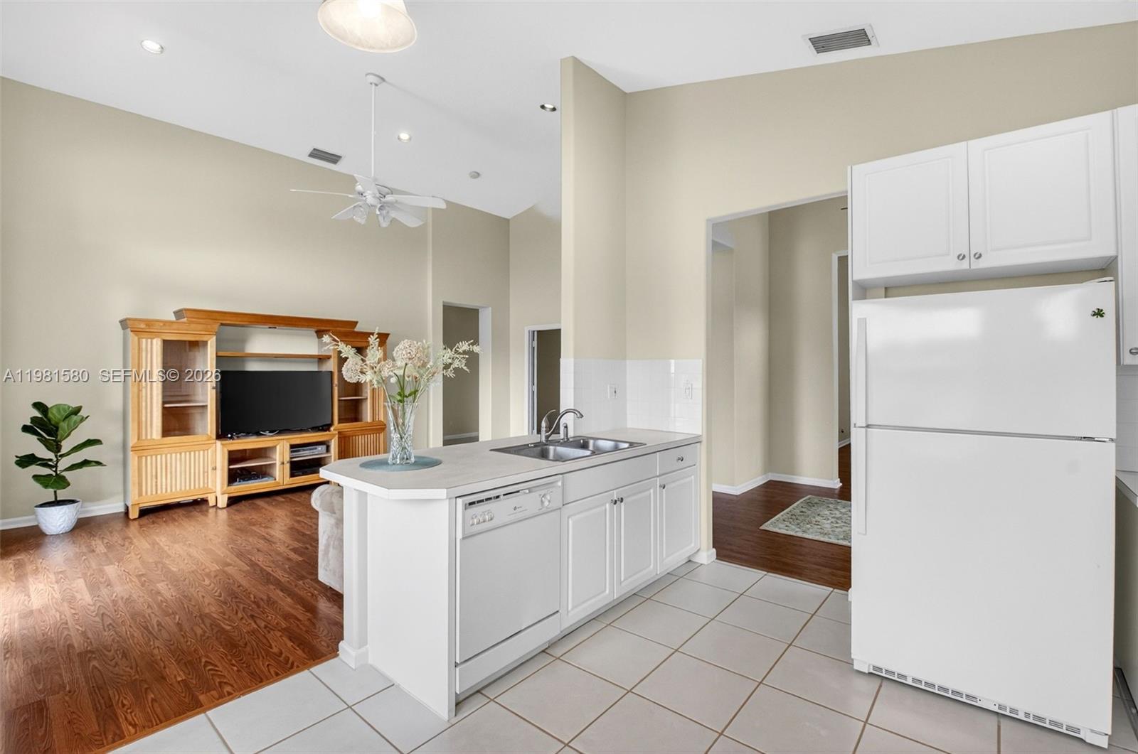 JOURNEYS END 2 - Residential