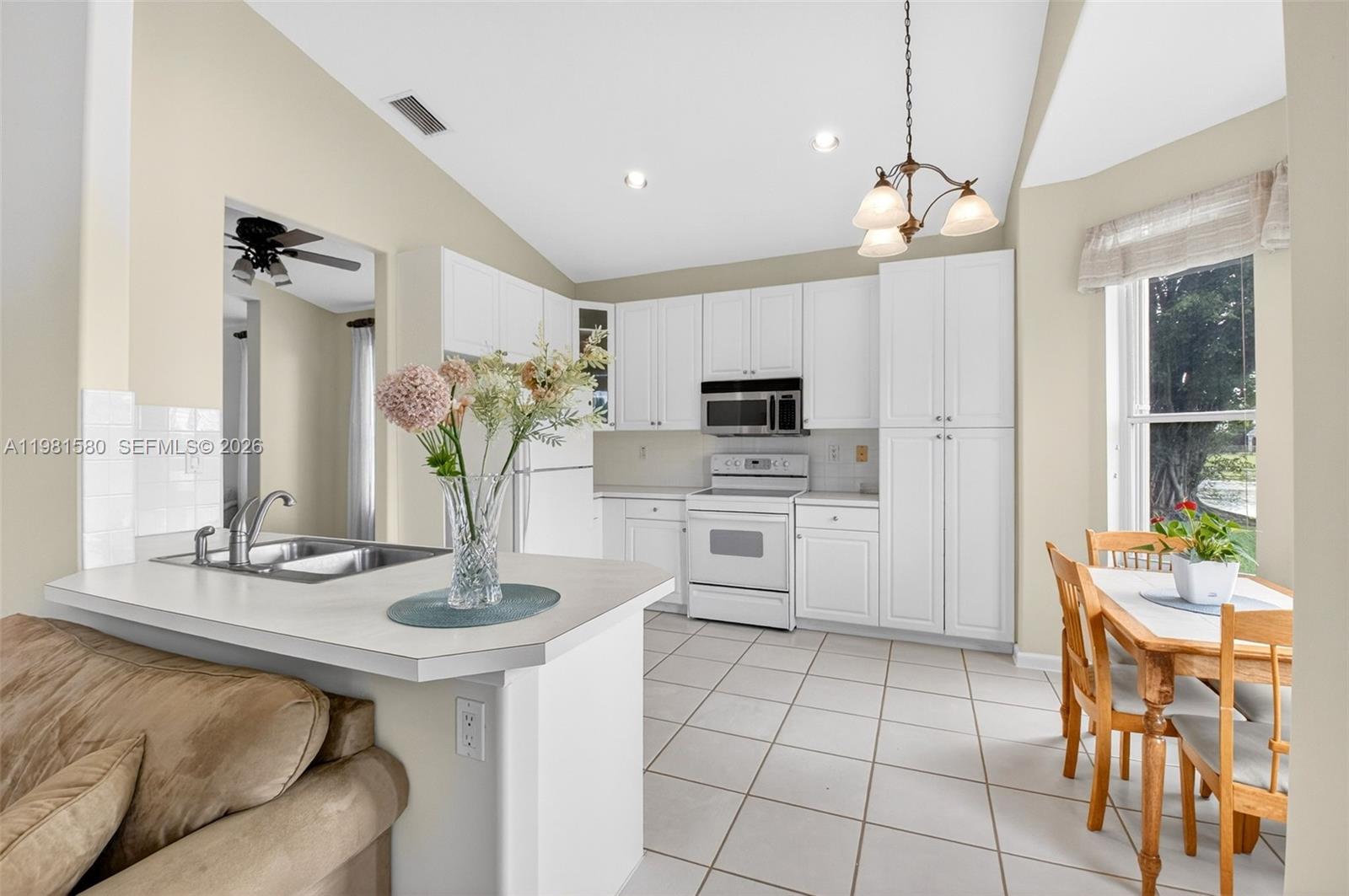 JOURNEYS END 2 - Residential