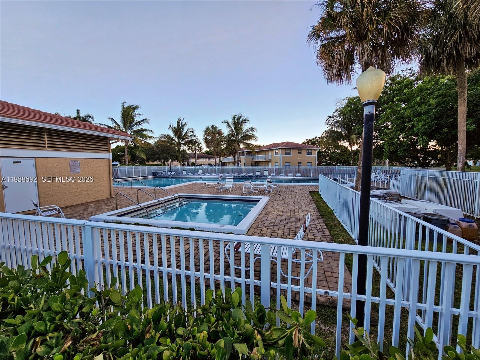 LAKEWOOD VILLAGE - Residential