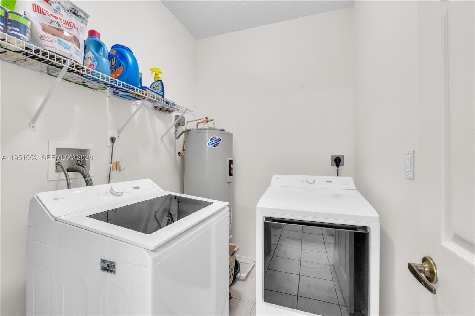 WYNDHAM LAKES NORTH - Residential