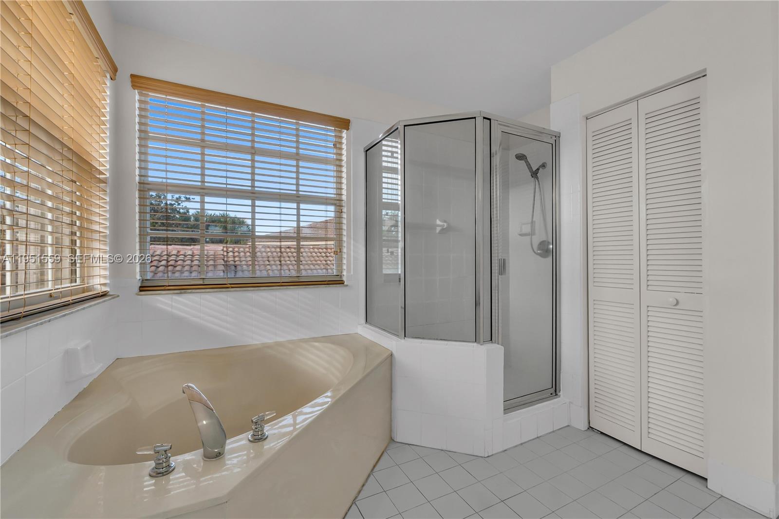 WYNDHAM LAKES NORTH - Residential