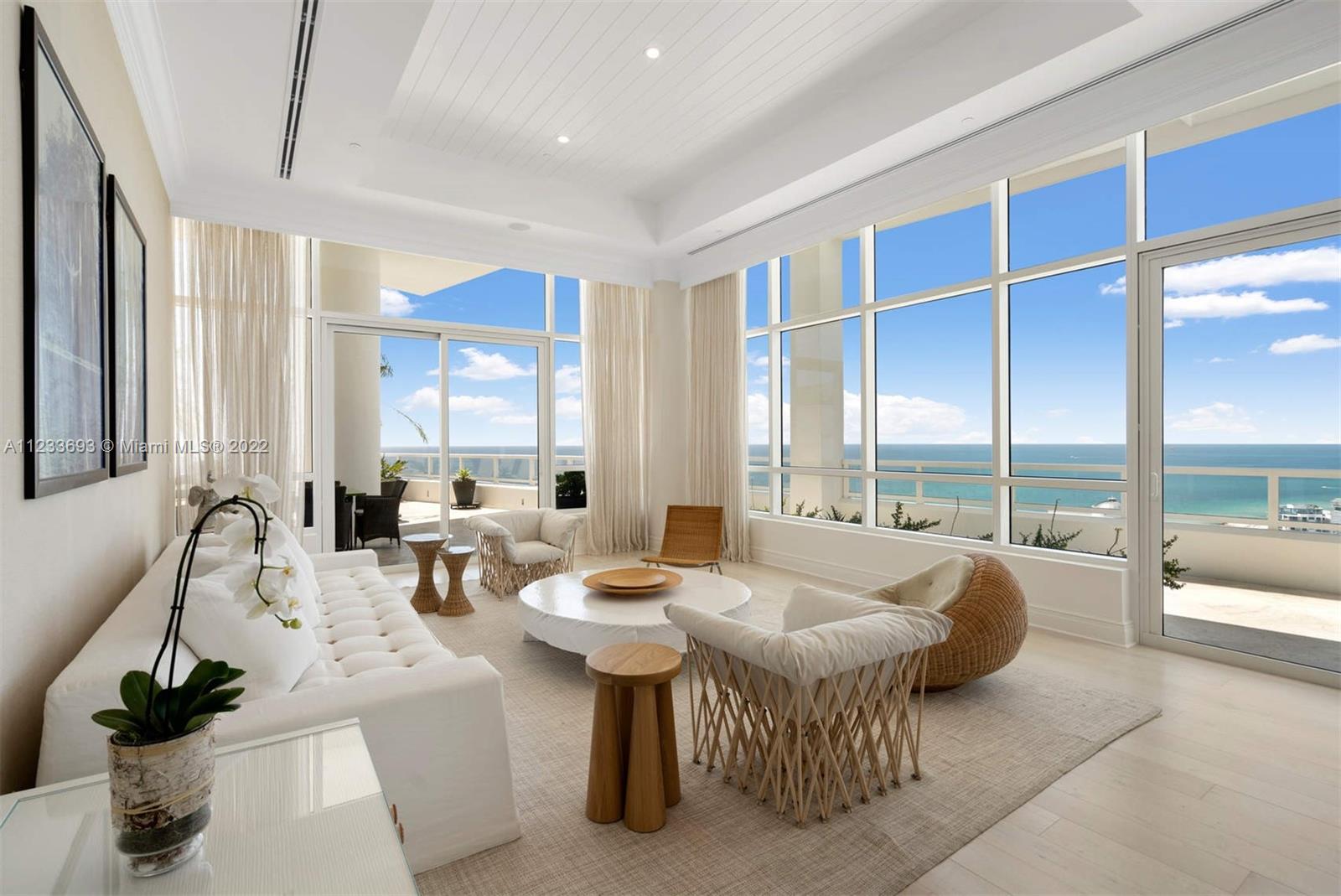 FONTAINEBLEAU II CONDO - Residential