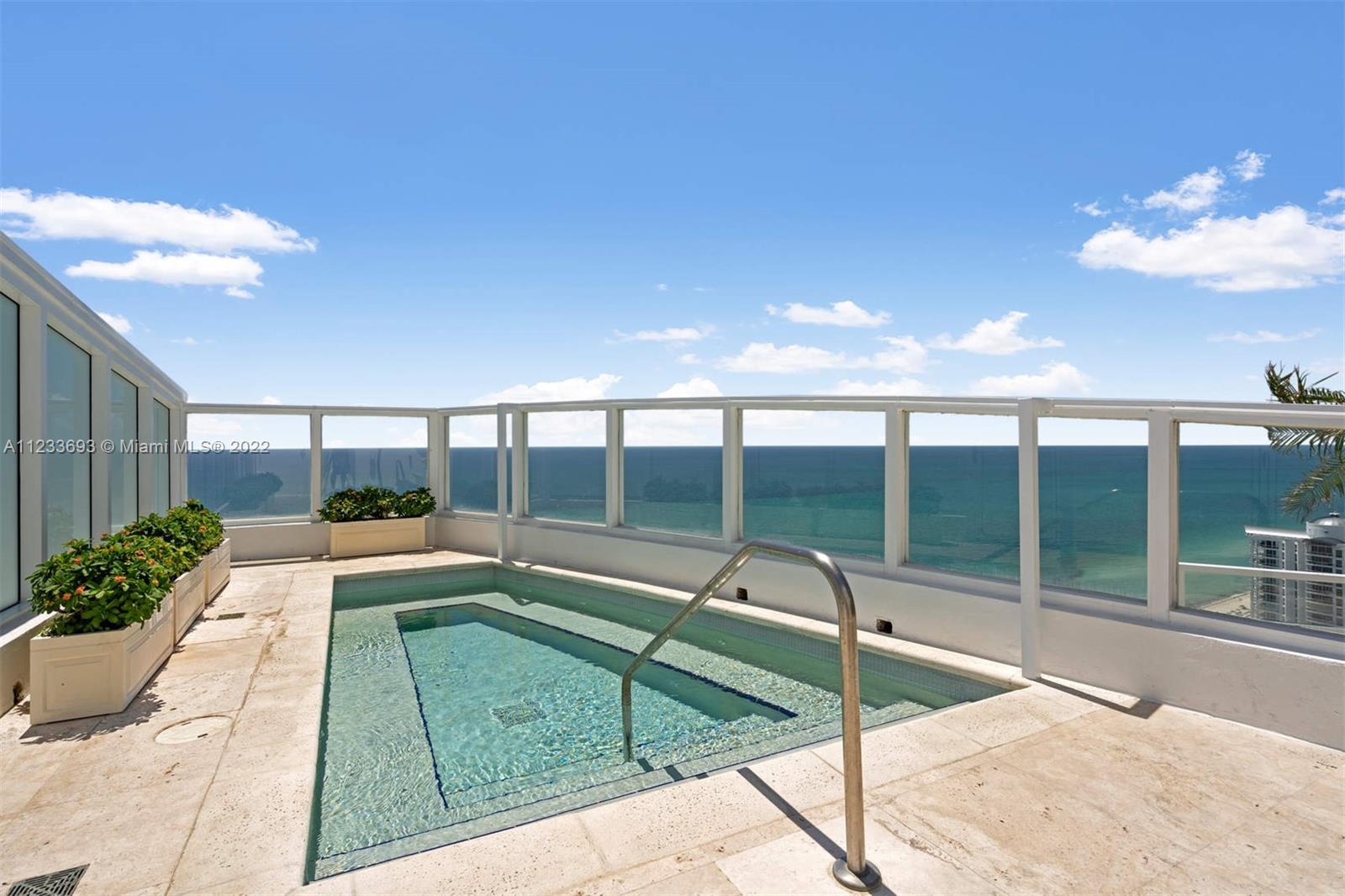 FONTAINEBLEAU II CONDO - Residential