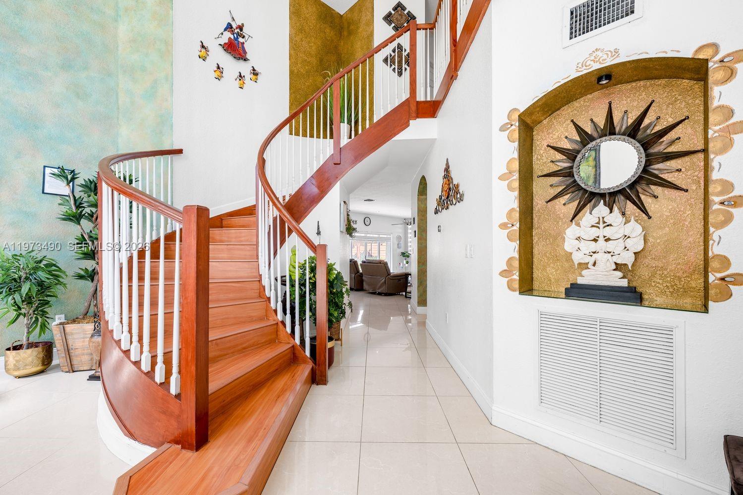 MILON VENTURE - Residential