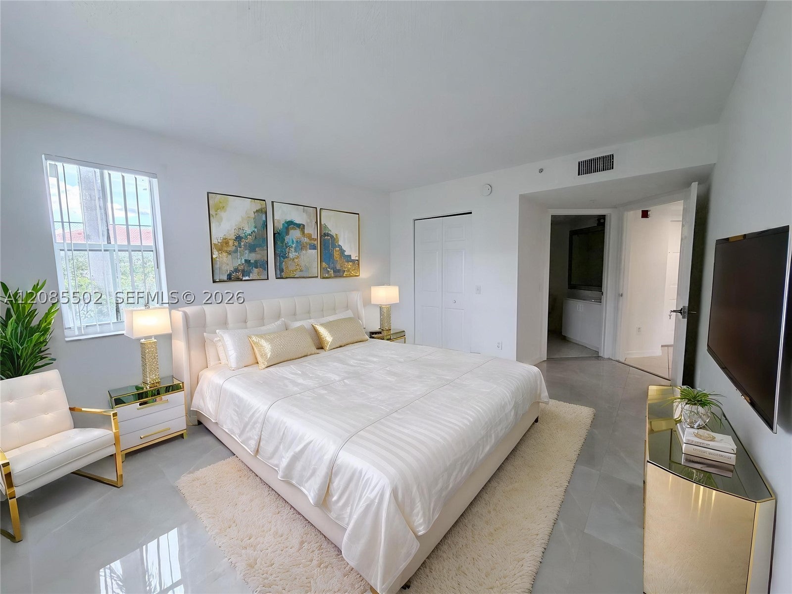 9645 NW 1st Ct 1-110, Pembroke Pines, FL, 33024/$325,000 3 9645 NW 1st Ct 1-110