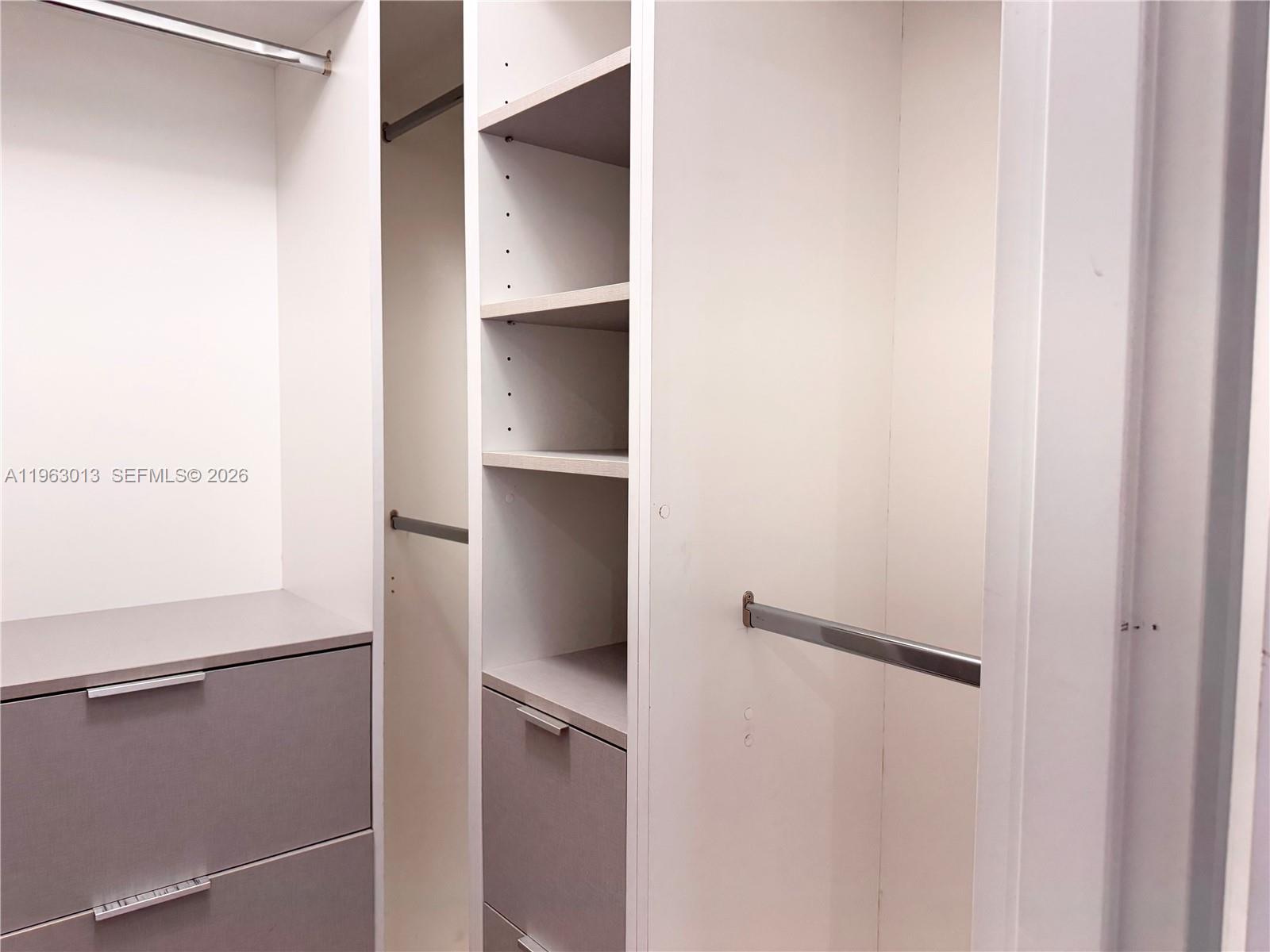 MIRADOR 1200 CONDO - Residential