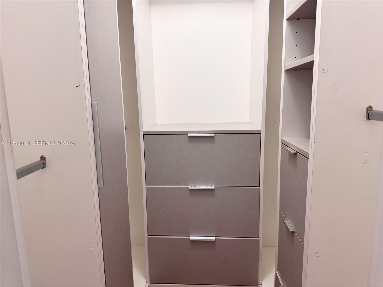 MIRADOR 1200 CONDO - Residential