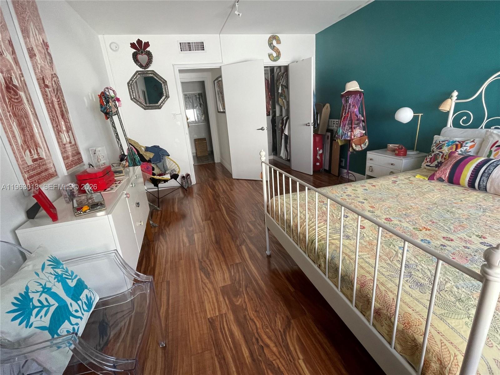 MIRADOR 1200 CONDO - Residential