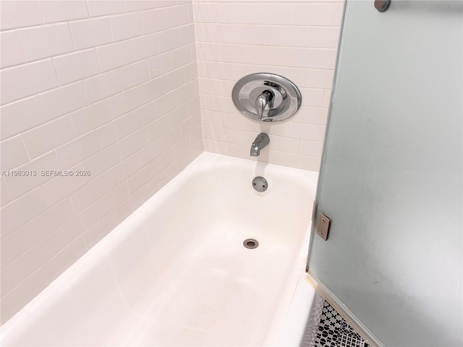 MIRADOR 1200 CONDO - Residential