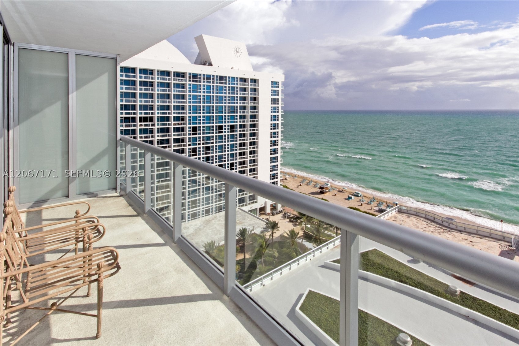 6799 Collins Ave 1103