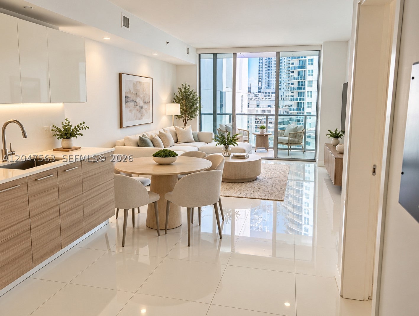 1300 Brickell Bay Dr 1110