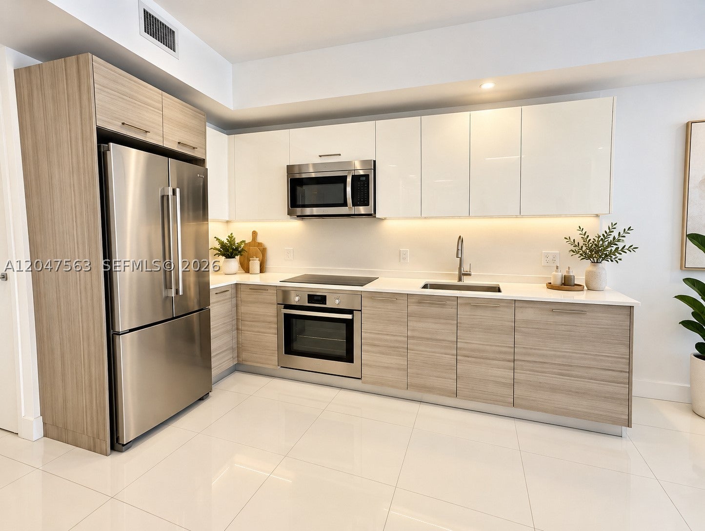 1300 Brickell Bay Dr 1110