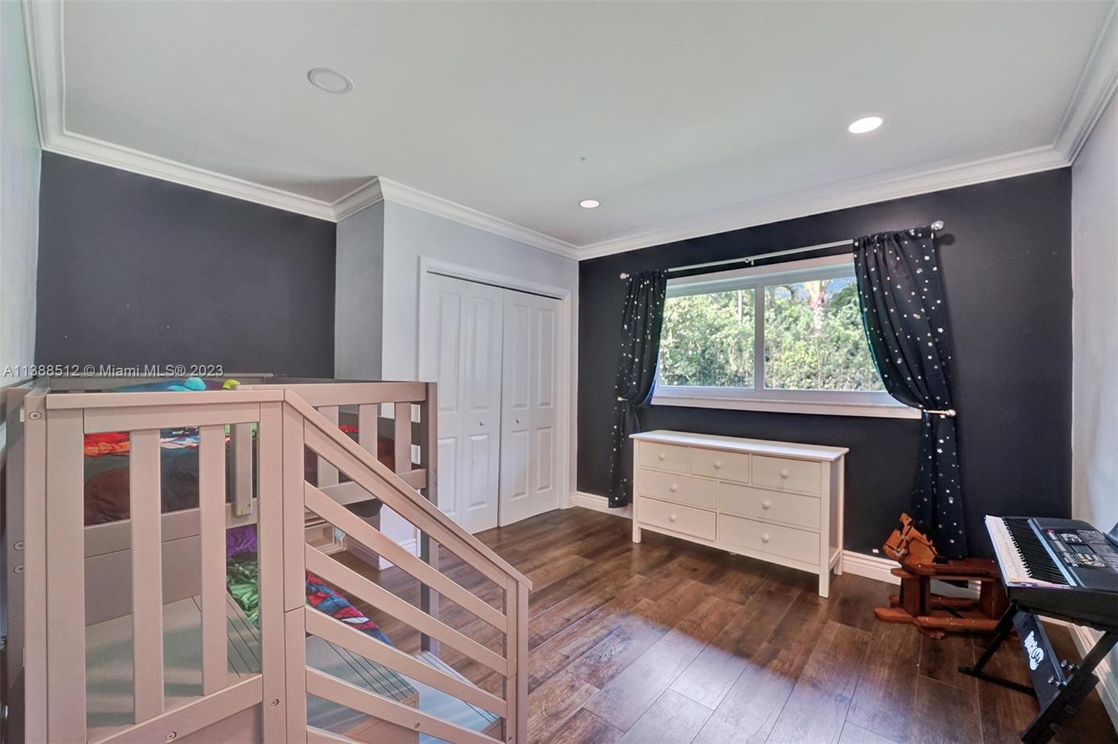 EMERALD HILLS SEC 3 - Residential