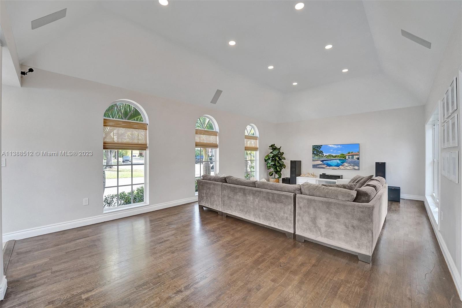 EMERALD HILLS SEC 3 - Residential