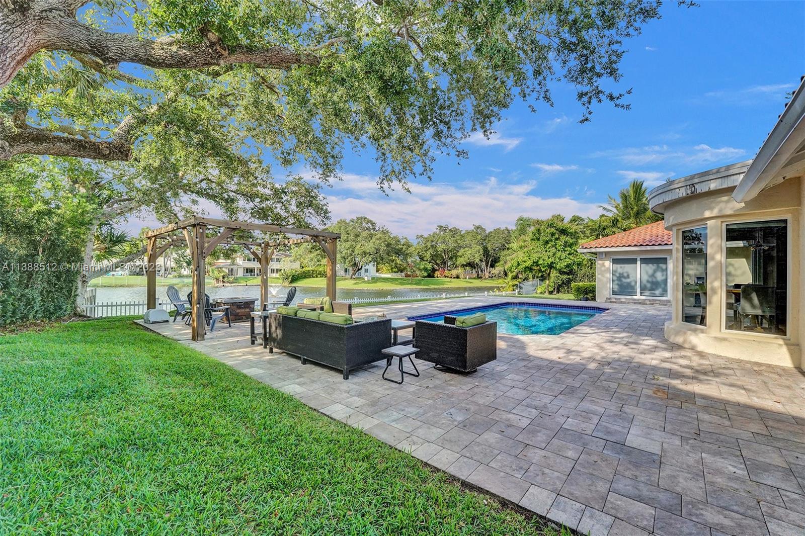 EMERALD HILLS SEC 3 - Residential