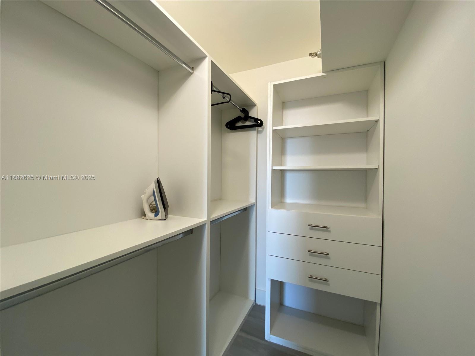 WATERVIEW CONDO - Residential Lease