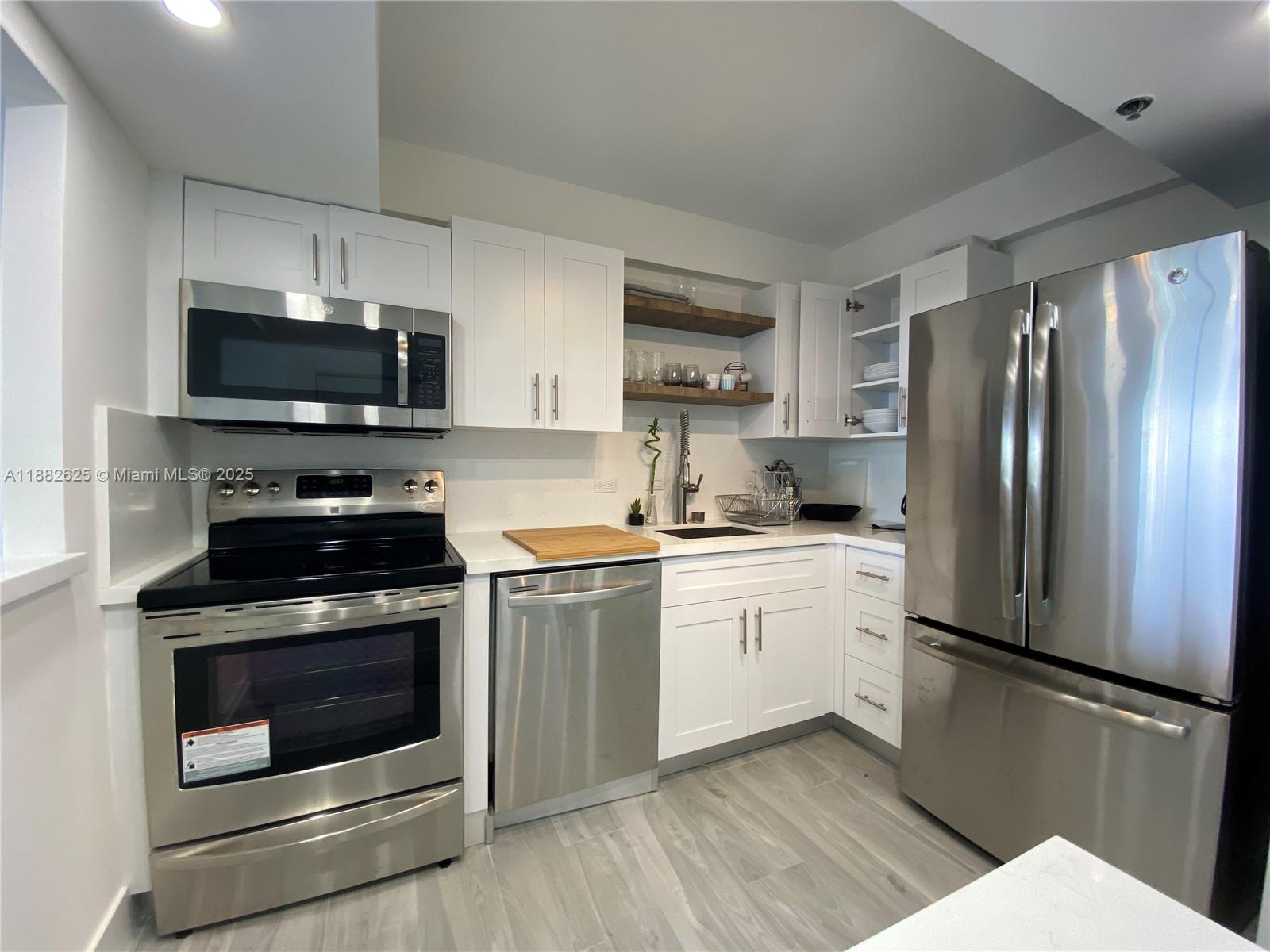 WATERVIEW CONDO - Residential Lease