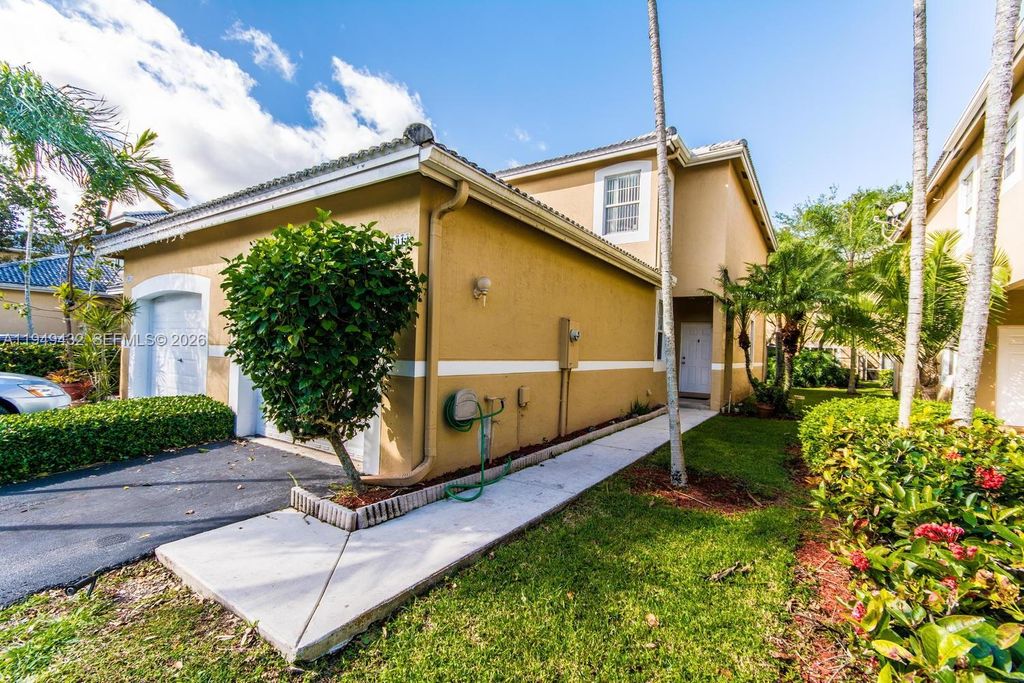 Photo of 1911 Madeira Dr #1911, Weston, FL 33327 (MLS # A11949432)