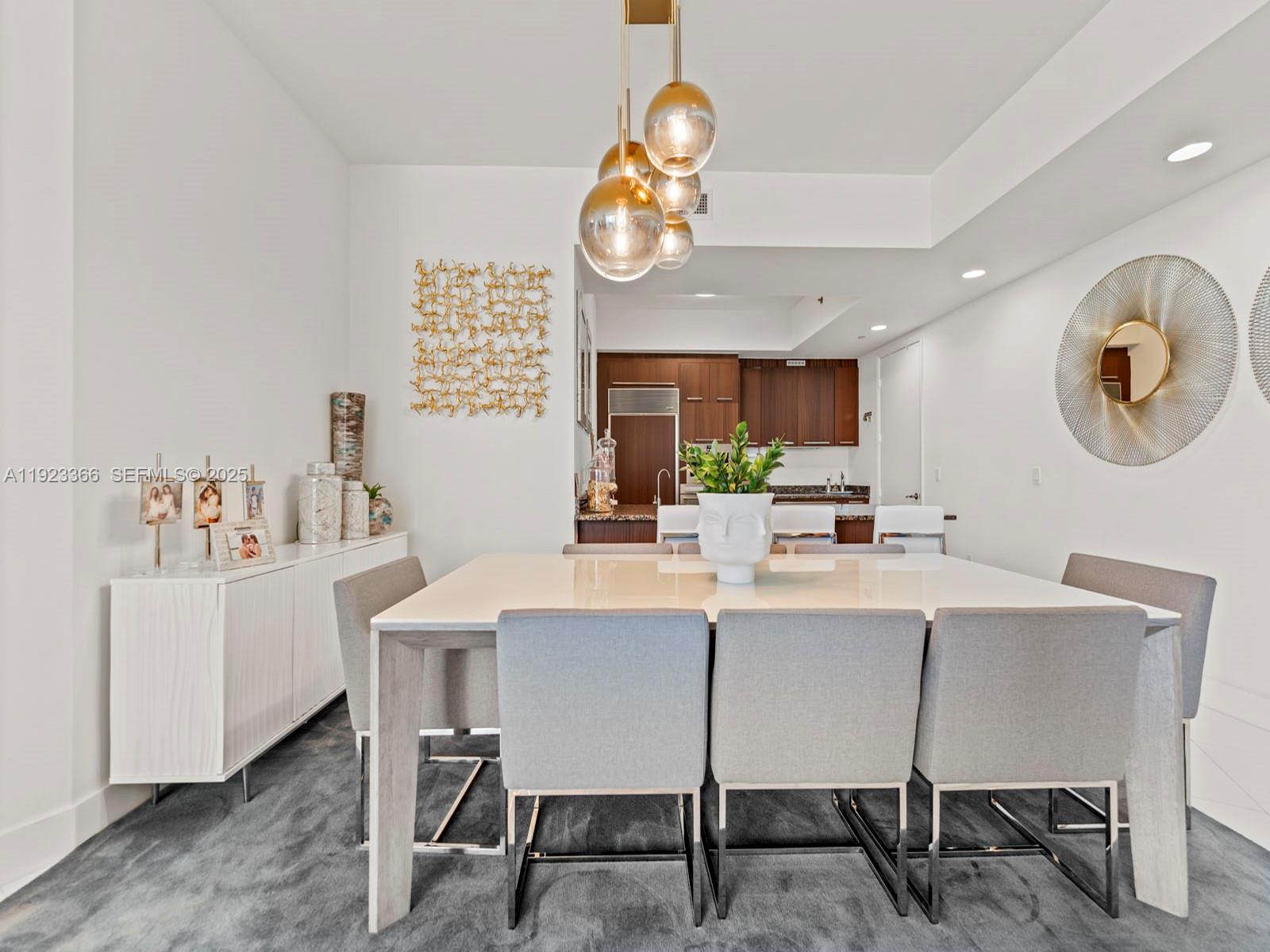 TDR TOWER II CONDO - Residential