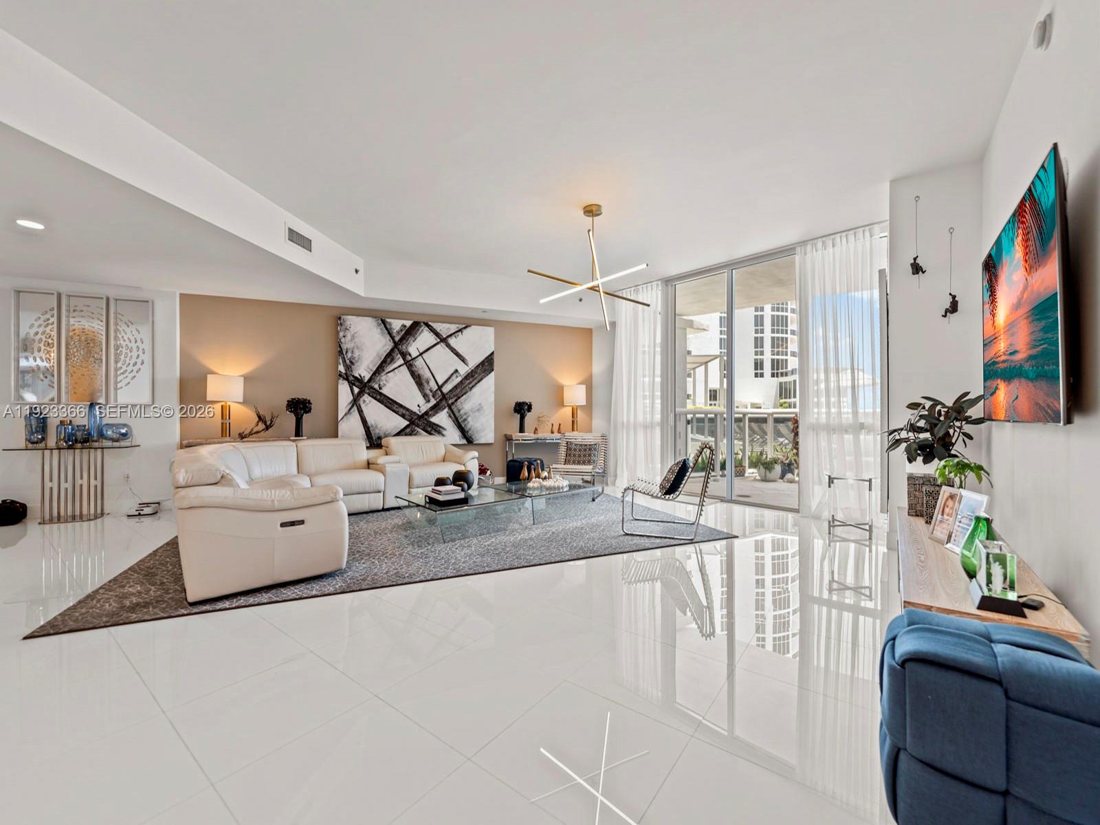 TDR TOWER II CONDO - Residential