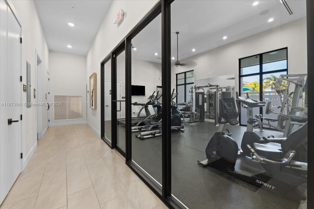 S ALLAPATTAH GARDENS - Residential