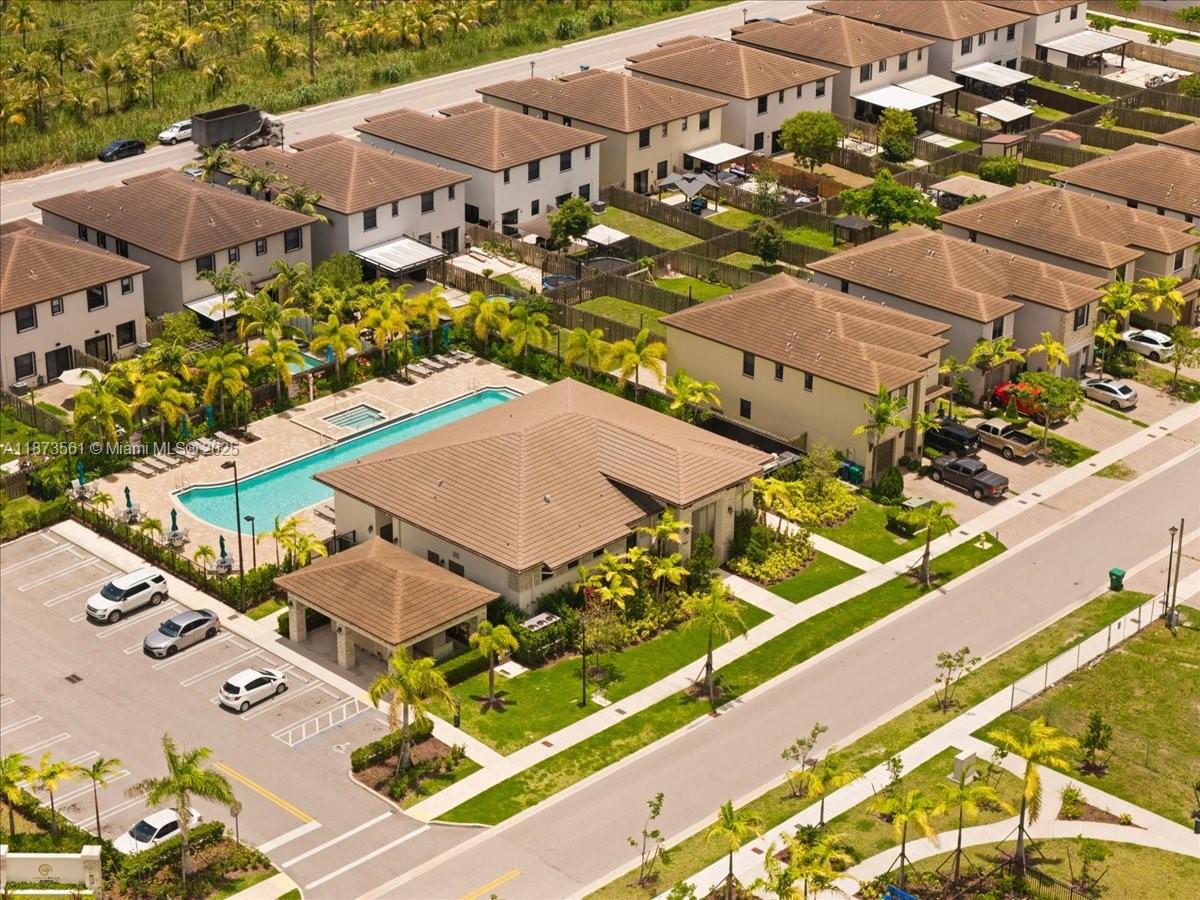 S ALLAPATTAH GARDENS - Residential