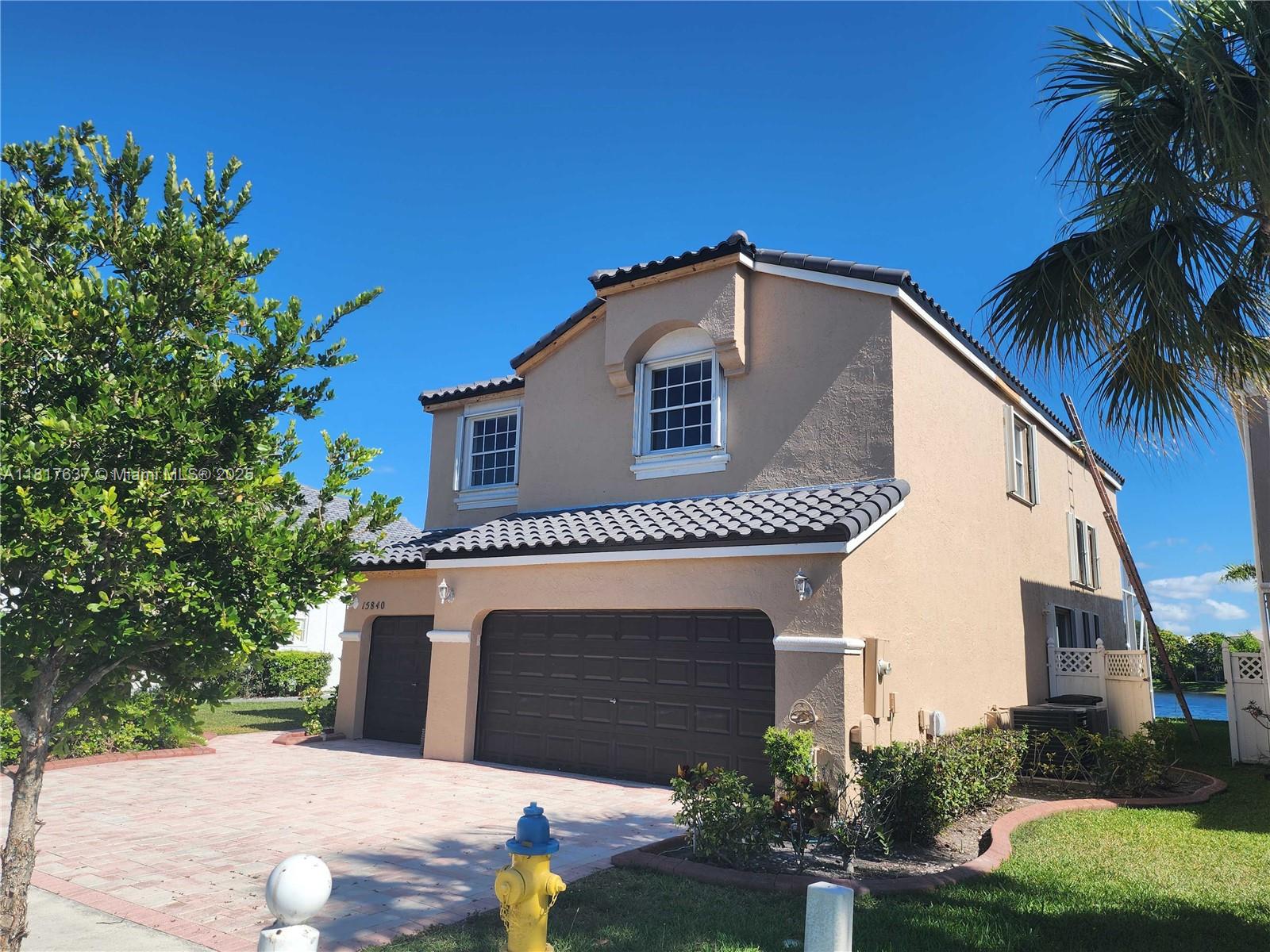 15840 NW 16th Ct