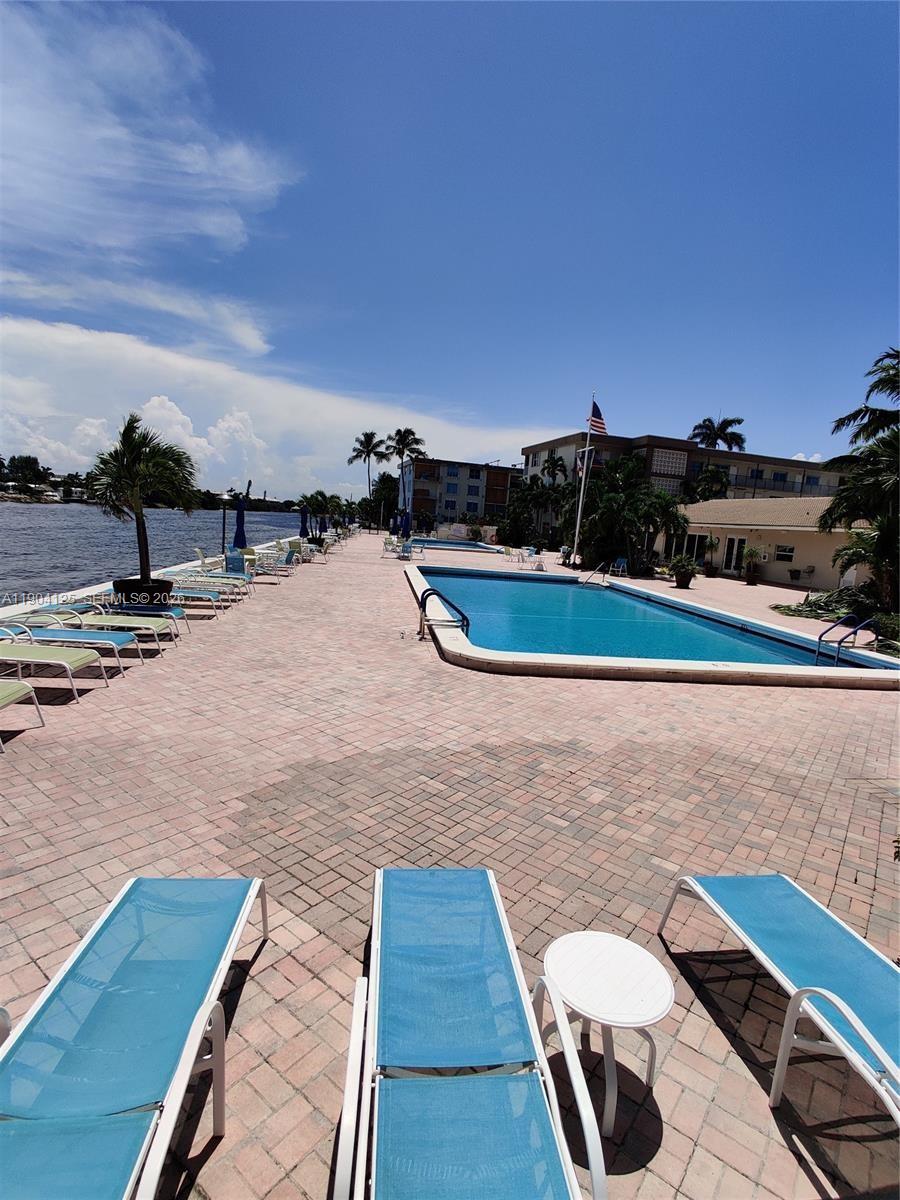 SEAGATE OF GULFSTREAM CON - Residential