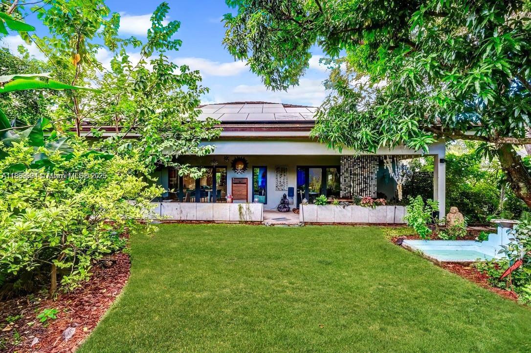 DIXIE GARDENS - Residential