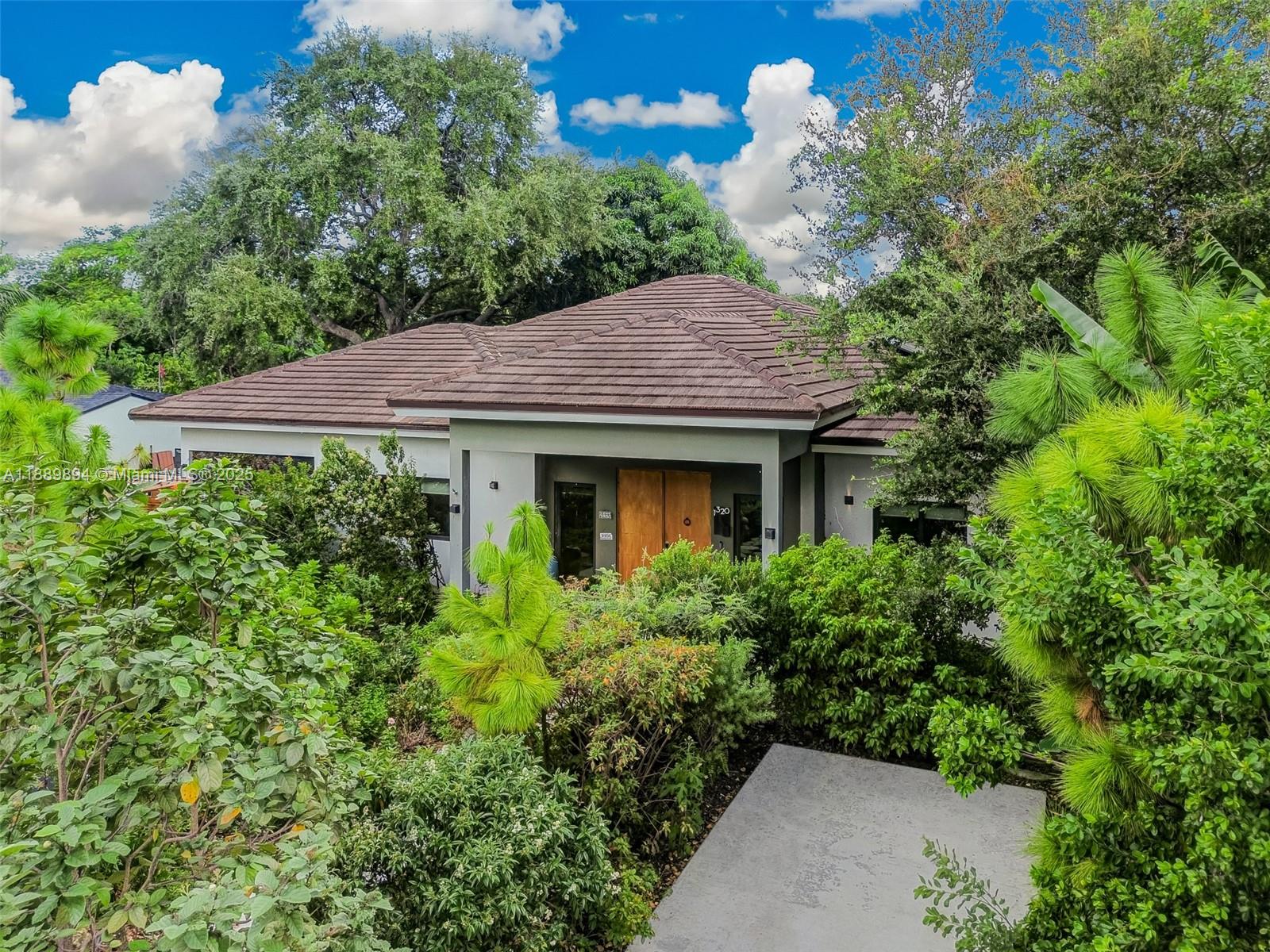 DIXIE GARDENS - Residential