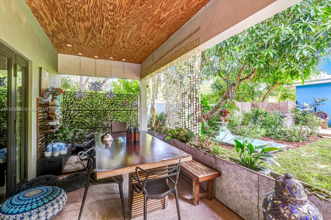 View photos, virtual tours, details... 1320 NE 138th St