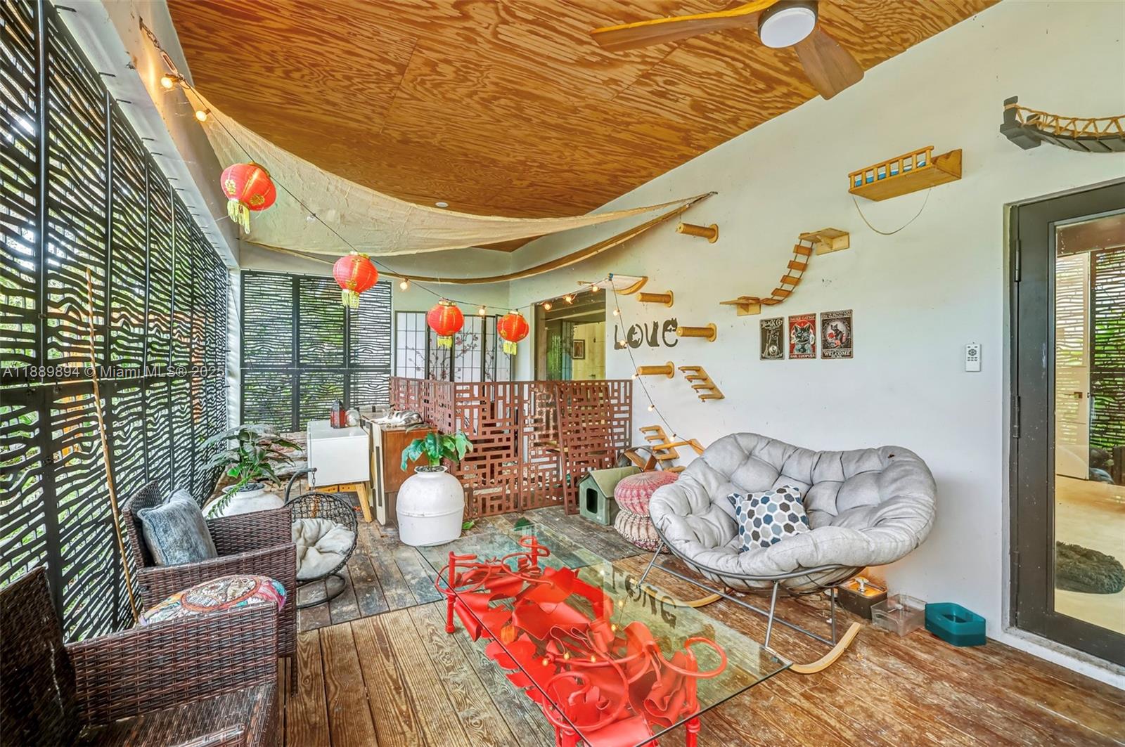 DIXIE GARDENS - Residential
